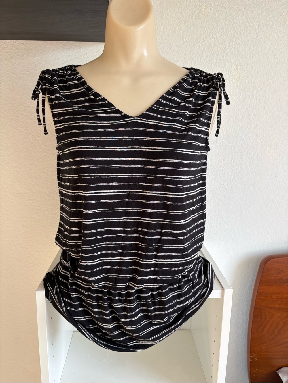 Black and White Striped V-Neck Sleeveless Top